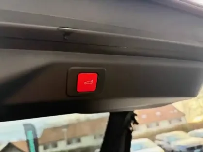 Photo 9 Peugeot 3008  Hybrid 145 e-DCS6