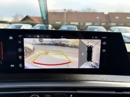 Photo 17 Peugeot 3008  Hybrid 145 e-DCS6