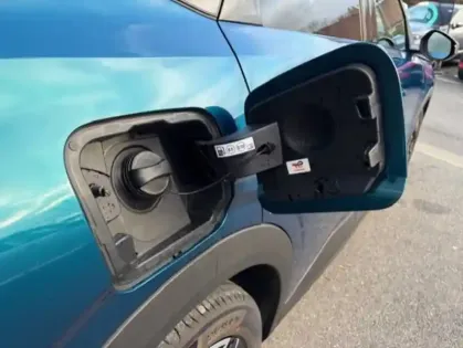 Photo 24 Peugeot 3008  Hybrid 145 e-DCS6