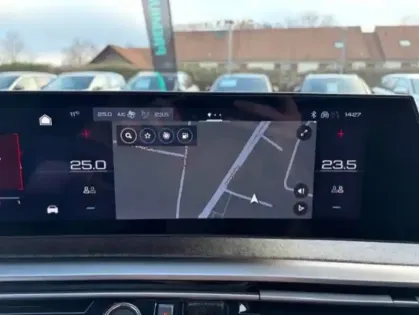 Photo 18 Peugeot 3008  Hybrid 145 e-DCS6