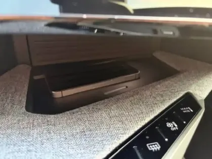 Photo 21 Peugeot 3008  Hybrid 145 e-DCS6