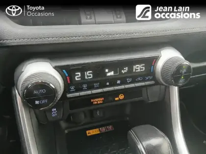Photo 13 Toyota Rav4  Hybride 218 ch 2WD