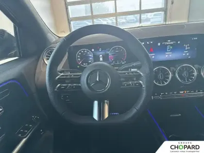 Photo 19 Mercedes GLA  180 d 8G-DCT