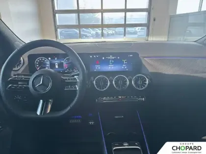 Photo 39 Mercedes GLA  180 d 8G-DCT