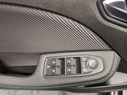 Photo 15 Renault Clio  E-Tech full hybrid 145