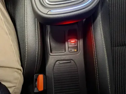 Photo 79 Renault Clio Gén. V (BJA) Ph1 NG E-Tech Engineered 5