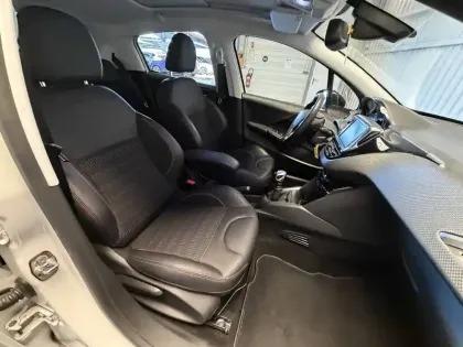 Photo 11 Peugeot 208  PureTech 110ch S&S BVM6