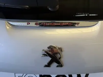 Photo 29 Peugeot 208  PureTech 110ch S&S BVM6