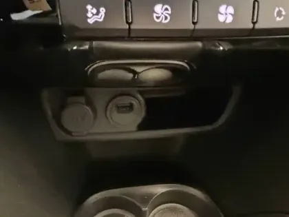 Photo 37 Peugeot 208  PureTech 110ch S&S BVM6