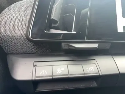 Photo 41 Renault Megane  E-Tech EV60 220 ch super charge