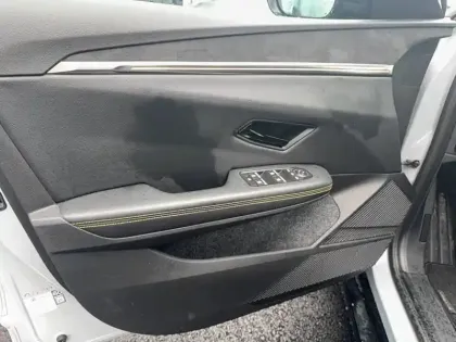 Photo 18 Renault Megane  E-Tech EV60 220 ch super charge