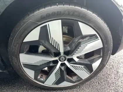 Photo 6 Renault Megane  E-Tech EV60 220 ch super charge