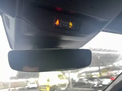 Photo 46 Renault Megane  E-Tech EV60 220 ch super charge