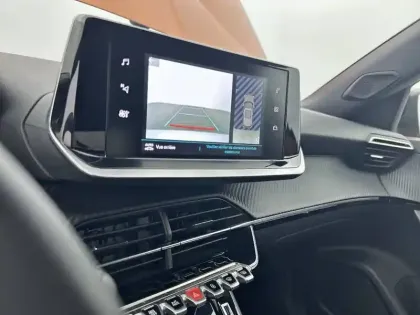 Photo 22 Peugeot 2008  Electrique 136 ch