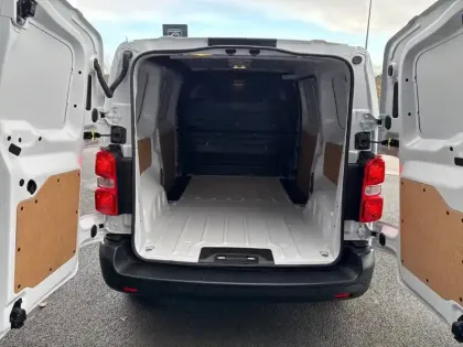 Photo 31 Peugeot Expert  FGN M BLUEHDI 145 BVM6