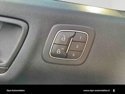 Photo 16 Ford Kuga  2.5 Duratec 190 ch FlexiFuel FHEV E85 Powershift