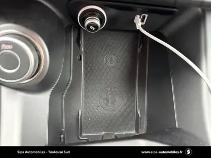 Photo 19 Alfa Romeo Tonale  1.5 Hybrid 130 ch TCT7