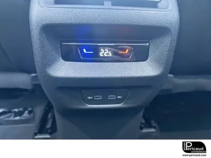 Photo 14 Volkswagen Tiguan  2.0 TDI 150ch DSG7