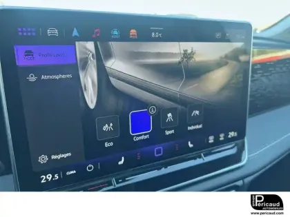 Photo 9 Volkswagen Tiguan  2.0 TDI 150ch DSG7