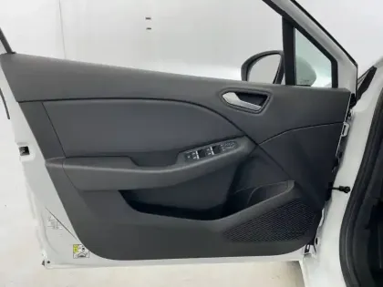 Photo 10 Renault Clio  Blue dCi 85