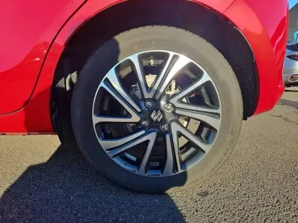 Photo 17 Suzuki Swift  1.2 Dualjet Hybrid