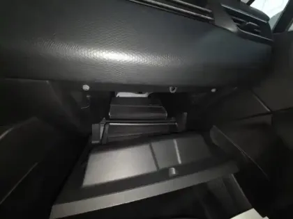 Photo 39 Renault Clio  Blue dCi 85