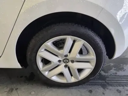 Photo 8 Renault Clio  Blue dCi 85