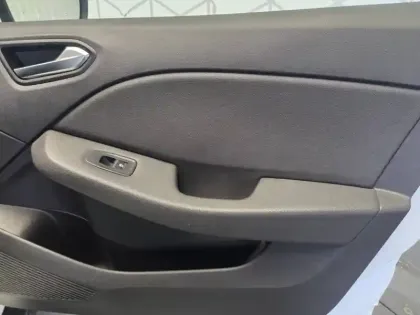 Photo 27 Renault Clio  Blue dCi 85