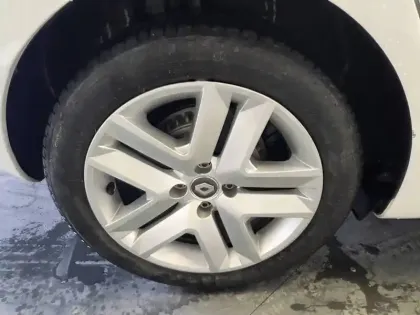 Photo 25 Renault Clio  Blue dCi 85