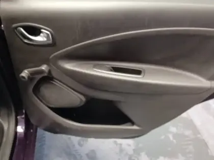 Photo 16 Renault Zoé Zoe R110 - 22B