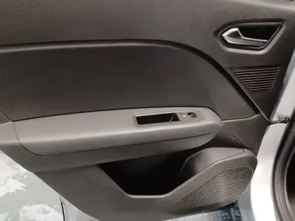 Photo 25 Renault Captur  TCe 90