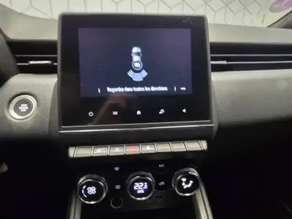 Photo 11 Renault Clio  TCe 100