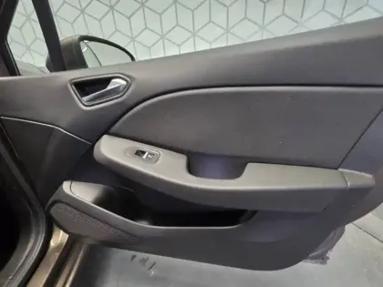 Photo 18 Renault Clio  TCe 100