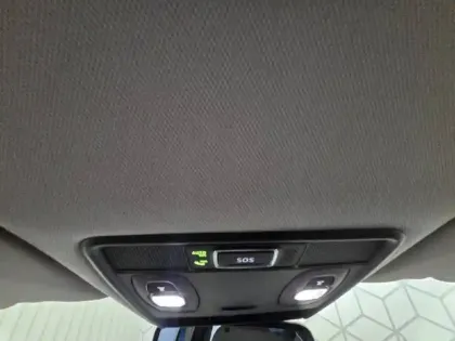 Photo 76 Renault Captur  E-Tech Plug-in 160