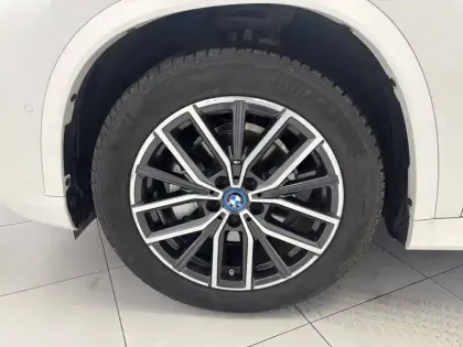 Photo 9 BMW X1 i eDrive20 204ch BVA