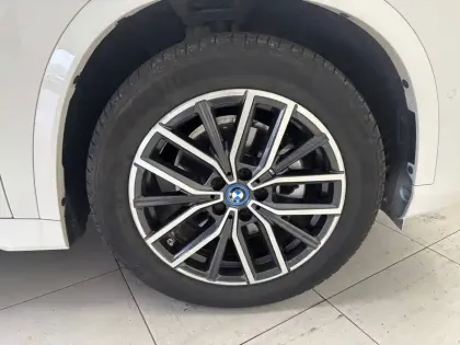 Photo 11 BMW X1 i eDrive20 204ch BVA