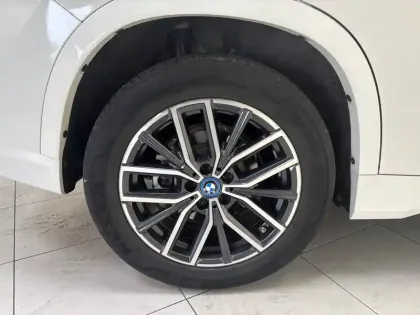 Photo 12 BMW X1 i eDrive20 204ch BVA