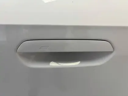 Photo 16 BMW X1 i eDrive20 204ch BVA