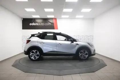 Photo 14 Renault Captur  mild hybrid 160 EDC