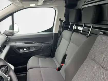 Photo 36 Peugeot Partner  FOURGON M 650 KG BLUEHDI 130 S&S EAT8