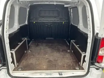 Photo 5 Peugeot Partner  FOURGON M 650 KG BLUEHDI 130 S&S EAT8