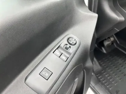 Photo 67 Peugeot Partner  FOURGON M 650 KG BLUEHDI 130 S&S EAT8