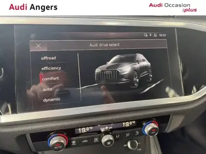 Photo 20 Audi Q3  35 TFSI 150 ch S tronic 7