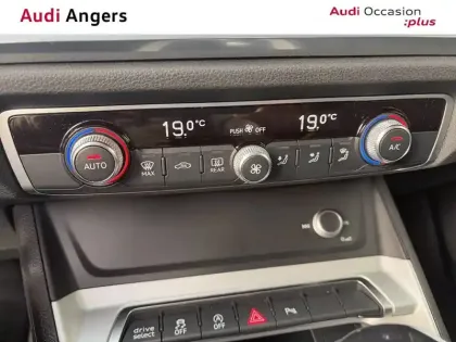 Photo 18 Audi Q3  35 TFSI 150 ch S tronic 7