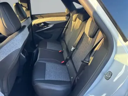 Photo 11 Peugeot 3008  Hybrid 145 e-DCS6