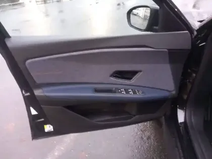 Photo 10 Renault 4 Renault  E-Tech Electrique 150 ch autonomie confort