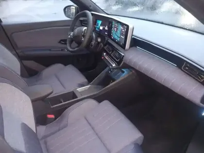 Photo 13 Renault 4 Renault  E-Tech Electrique 150 ch autonomie confort