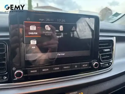 Photo 17 Kia Rio  1.0 T-GDi 100 ch BVM6