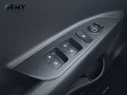 Photo 20 Kia Rio  1.0 T-GDi 100 ch BVM6