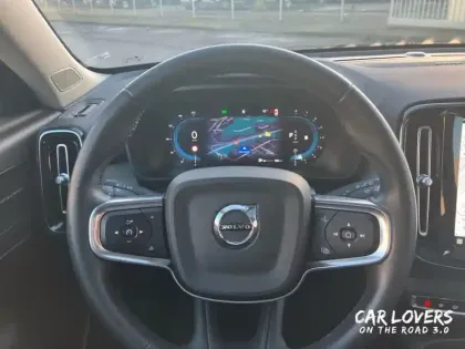 Photo 10 Volvo Xc40  B3 163 ch DCT7